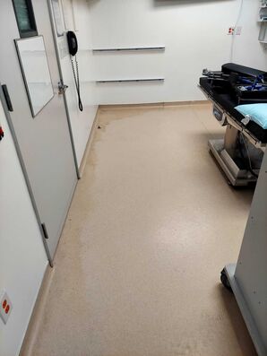 Before & After Commercial Floor Cleaning in Los Angeles, CA (1)
