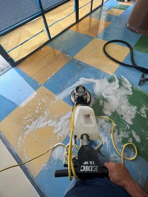 Floor Stripping & Waxing in Los Angeles, CA (2)